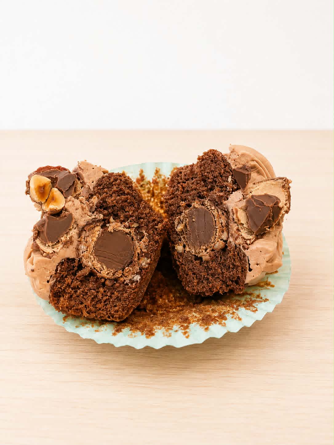 Ferrero Rocher Cupcakes (2 stuks) 🤎